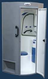 Modelo de baño portàtiles abierto, mostrando su impecable interior