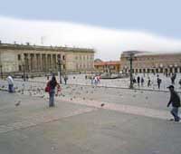 PLAZA DE BOLIVAR, EN BOGOTA, COLOMBIA