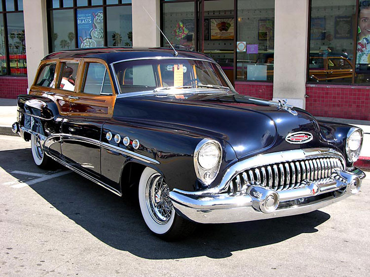 Roadmaster-1953_Estate Wagon